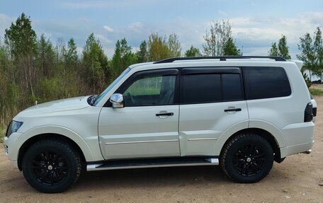 Mitsubishi Pajero IV, 2019 год, 3 750 000 рублей, 8 фотография