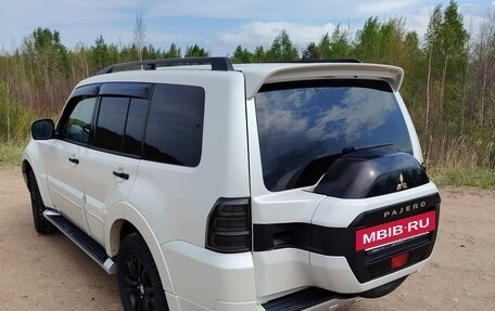 Mitsubishi Pajero IV, 2019 год, 3 750 000 рублей, 10 фотография
