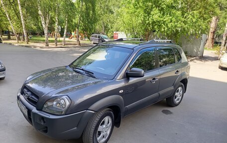 Hyundai Tucson III, 2007 год, 820 000 рублей, 2 фотография