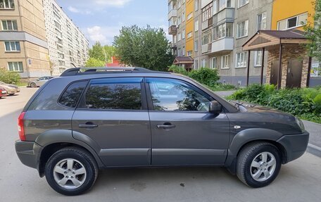 Hyundai Tucson III, 2007 год, 820 000 рублей, 4 фотография