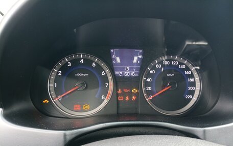 Hyundai Solaris II рестайлинг, 2012 год, 700 000 рублей, 16 фотография