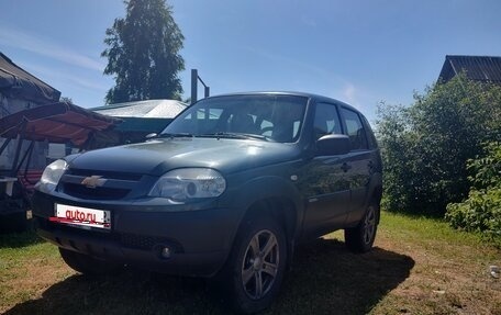 Chevrolet Niva I рестайлинг, 2017 год, 720 000 рублей, 5 фотография