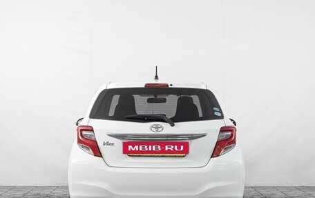 Toyota Vitz, 2016 год, 869 000 рублей, 6 фотография