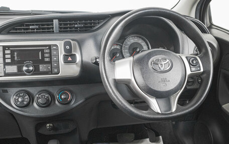Toyota Vitz, 2016 год, 869 000 рублей, 15 фотография