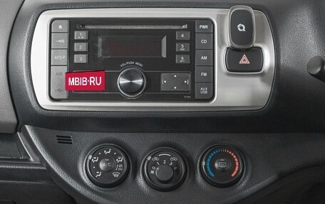 Toyota Vitz, 2016 год, 869 000 рублей, 18 фотография