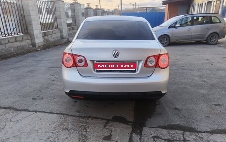 Volkswagen Jetta VI, 2007 год, 540 000 рублей, 2 фотография