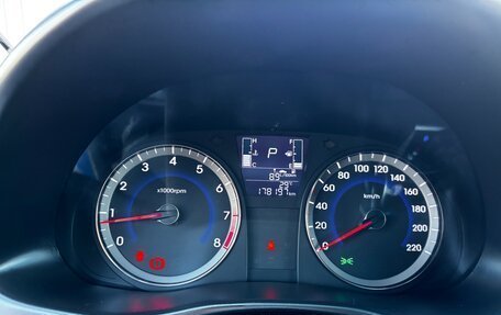 Hyundai Solaris II рестайлинг, 2015 год, 1 100 000 рублей, 12 фотография