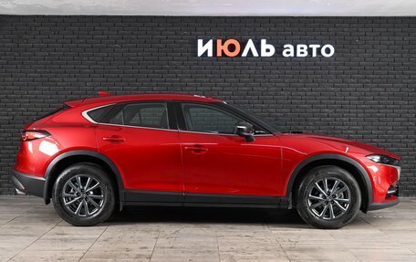 Mazda CX-4, 2022 год, 2 150 000 рублей, 8 фотография