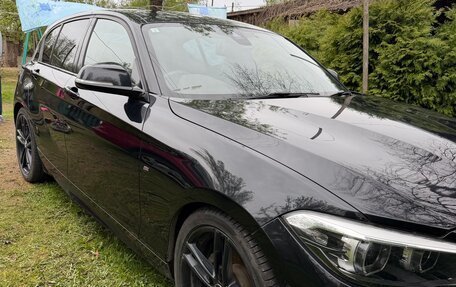 BMW 1 серия, 2018 год, 1 500 000 рублей, 3 фотография