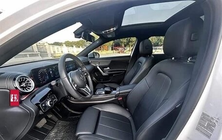 Mercedes-Benz A-Класс, 2022 год, 1 599 000 рублей, 7 фотография