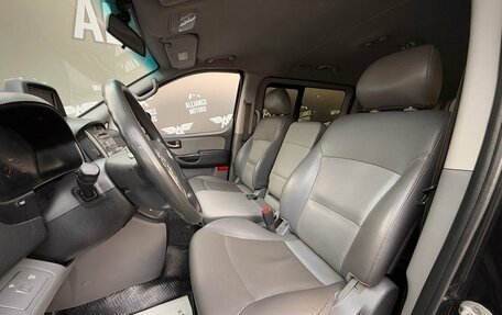 Hyundai Grand Starex Grand Starex I рестайлинг 2, 2011 год, 1 600 000 рублей, 11 фотография