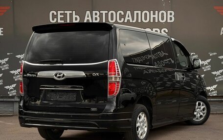 Hyundai Grand Starex Grand Starex I рестайлинг 2, 2011 год, 1 600 000 рублей, 8 фотография