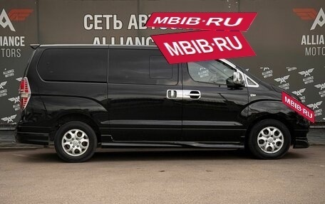 Hyundai Grand Starex Grand Starex I рестайлинг 2, 2011 год, 1 600 000 рублей, 9 фотография