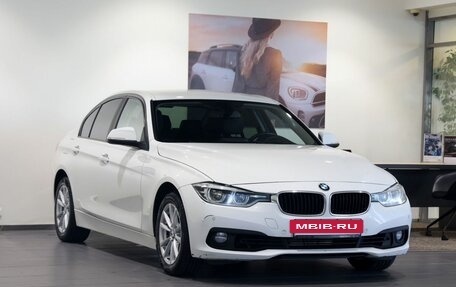BMW 3 серия, 2016 год, 1 750 000 рублей, 3 фотография