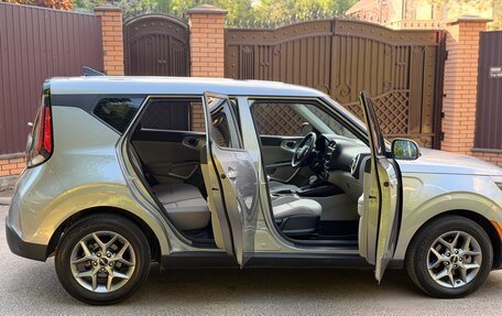 KIA Soul III, 2022 год, 2 050 000 рублей, 3 фотография