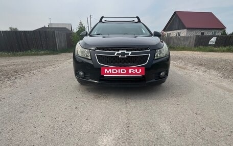 Chevrolet Cruze II, 2009 год, 550 000 рублей, 2 фотография