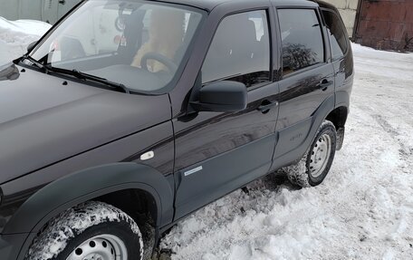 Chevrolet Niva I рестайлинг, 2014 год, 700 000 рублей, 2 фотография