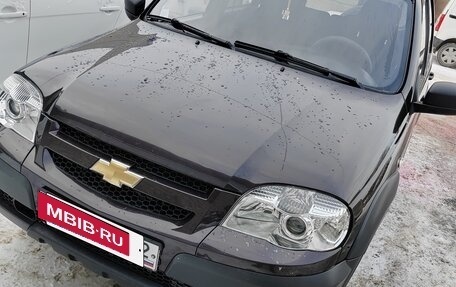 Chevrolet Niva I рестайлинг, 2014 год, 700 000 рублей, 4 фотография