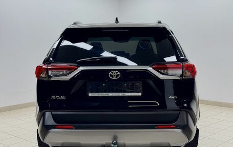 Toyota RAV4, 2020 год, 3 768 000 рублей, 5 фотография