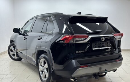 Toyota RAV4, 2020 год, 3 768 000 рублей, 4 фотография
