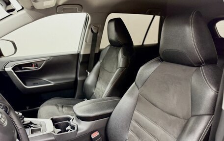 Toyota RAV4, 2020 год, 3 768 000 рублей, 13 фотография