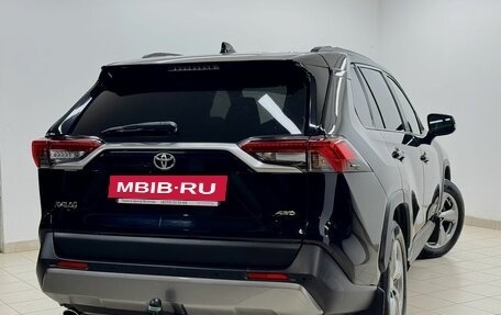 Toyota RAV4, 2020 год, 3 768 000 рублей, 6 фотография