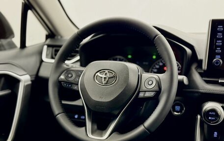 Toyota RAV4, 2020 год, 3 768 000 рублей, 19 фотография