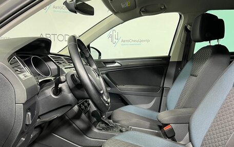 Volkswagen Tiguan II, 2019 год, 2 319 000 рублей, 9 фотография