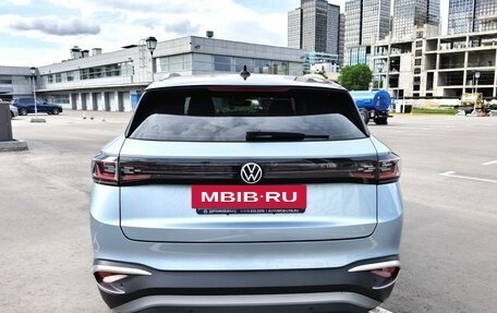 Volkswagen ID.4, 2023 год, 3 849 000 рублей, 4 фотография