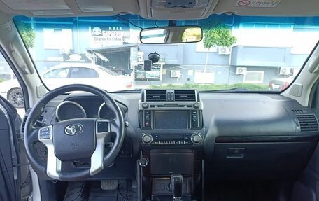 Toyota Land Cruiser Prado 150 рестайлинг 2, 2014 год, 3 990 000 рублей, 18 фотография