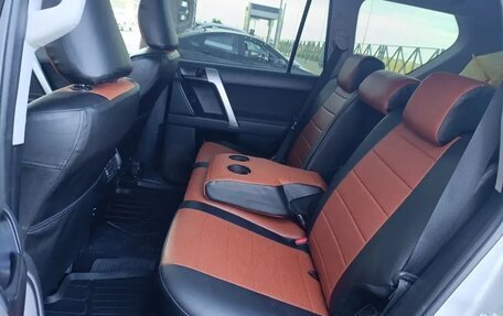 Toyota Land Cruiser Prado 150 рестайлинг 2, 2014 год, 3 990 000 рублей, 12 фотография