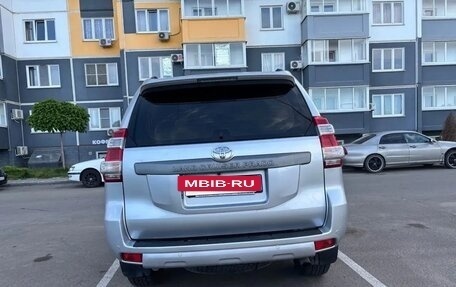 Toyota Land Cruiser Prado 150 рестайлинг 2, 2014 год, 3 990 000 рублей, 14 фотография
