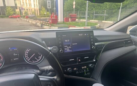 Toyota Camry, 2022 год, 3 200 000 рублей, 8 фотография