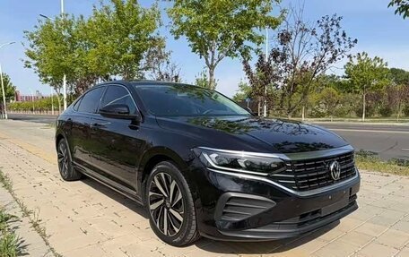 Volkswagen Passat B8 рестайлинг, 2022 год, 2 390 000 рублей, 2 фотография
