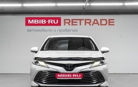 Toyota Camry, 2018 год, 2 890 000 рублей, 3 фотография