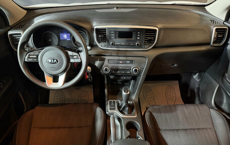 KIA Sportage IV рестайлинг, 2020 год, 2 280 000 рублей, 10 фотография
