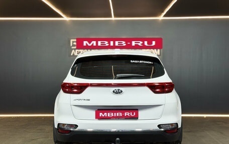 KIA Sportage IV рестайлинг, 2020 год, 2 280 000 рублей, 5 фотография