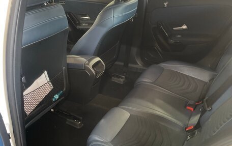 Mercedes-Benz A-Класс, 2018 год, 2 500 000 рублей, 6 фотография