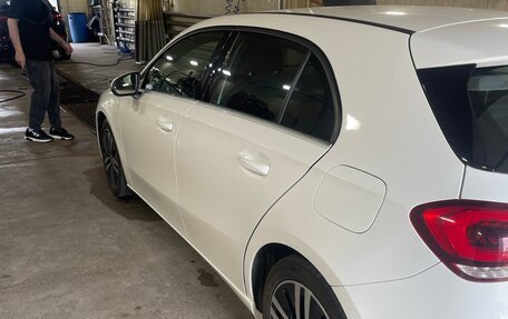 Mercedes-Benz A-Класс, 2018 год, 2 500 000 рублей, 4 фотография