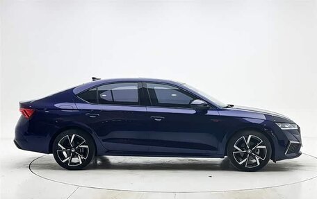 Skoda Octavia IV, 2023 год, 2 200 000 рублей, 5 фотография
