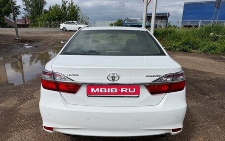 Toyota Camry, 2015 год, 1 910 000 рублей, 14 фотография