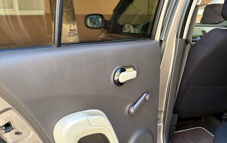 Nissan Micra III, 2005 год, 450 000 рублей, 12 фотография