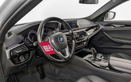 BMW 5 серия, 2017 год, 3 550 000 рублей, 16 фотография
