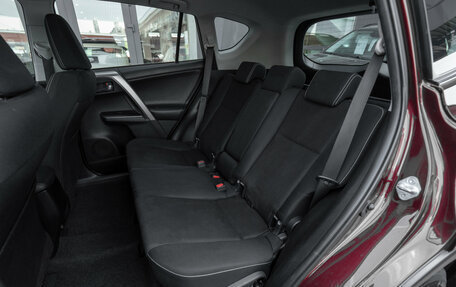 Toyota RAV4, 2016 год, 2 290 000 рублей, 12 фотография