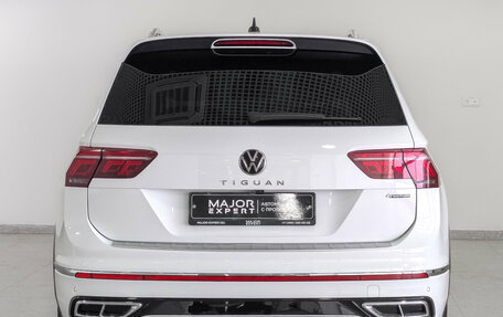 Volkswagen Tiguan II, 2021 год, 3 615 000 рублей, 6 фотография