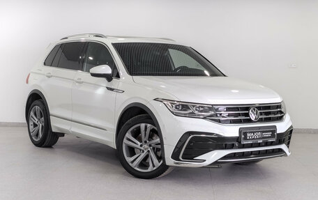Volkswagen Tiguan II, 2021 год, 3 615 000 рублей, 3 фотография