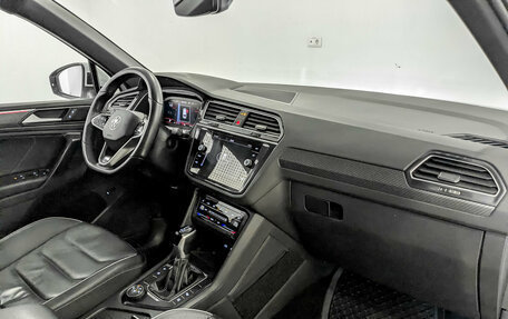 Volkswagen Tiguan II, 2021 год, 3 615 000 рублей, 11 фотография