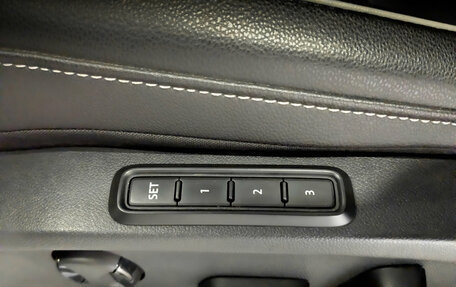 Volkswagen Tiguan II, 2021 год, 3 615 000 рублей, 21 фотография