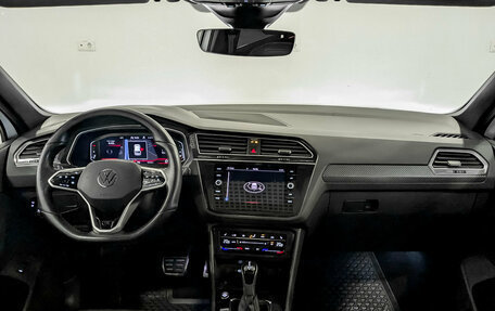 Volkswagen Tiguan II, 2021 год, 3 615 000 рублей, 14 фотография