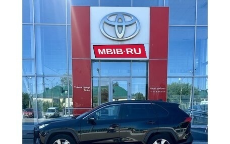Toyota RAV4, 2020 год, 3 355 000 рублей, 8 фотография